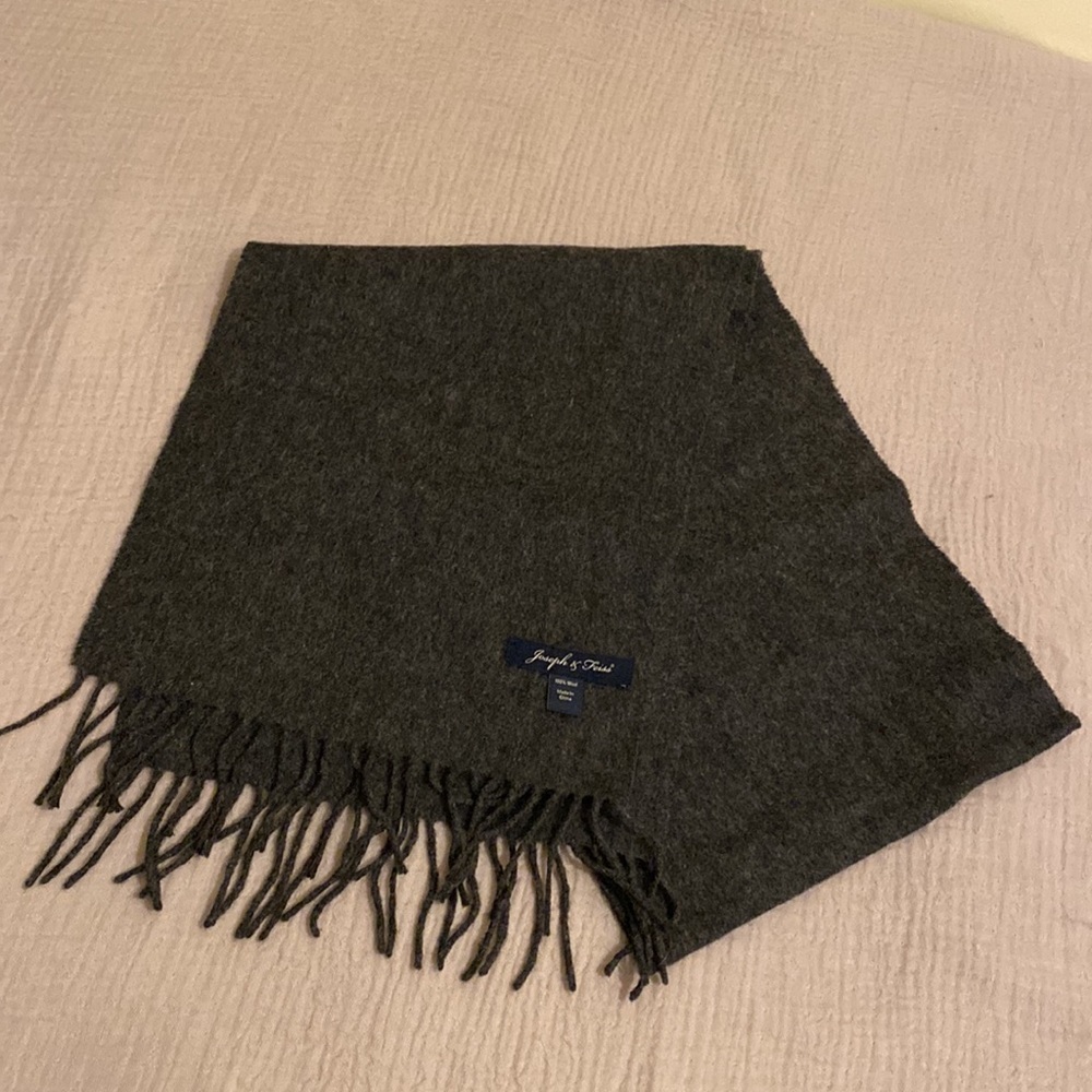 Joseph & Feiss Charcoal Wool Fabric Scarf